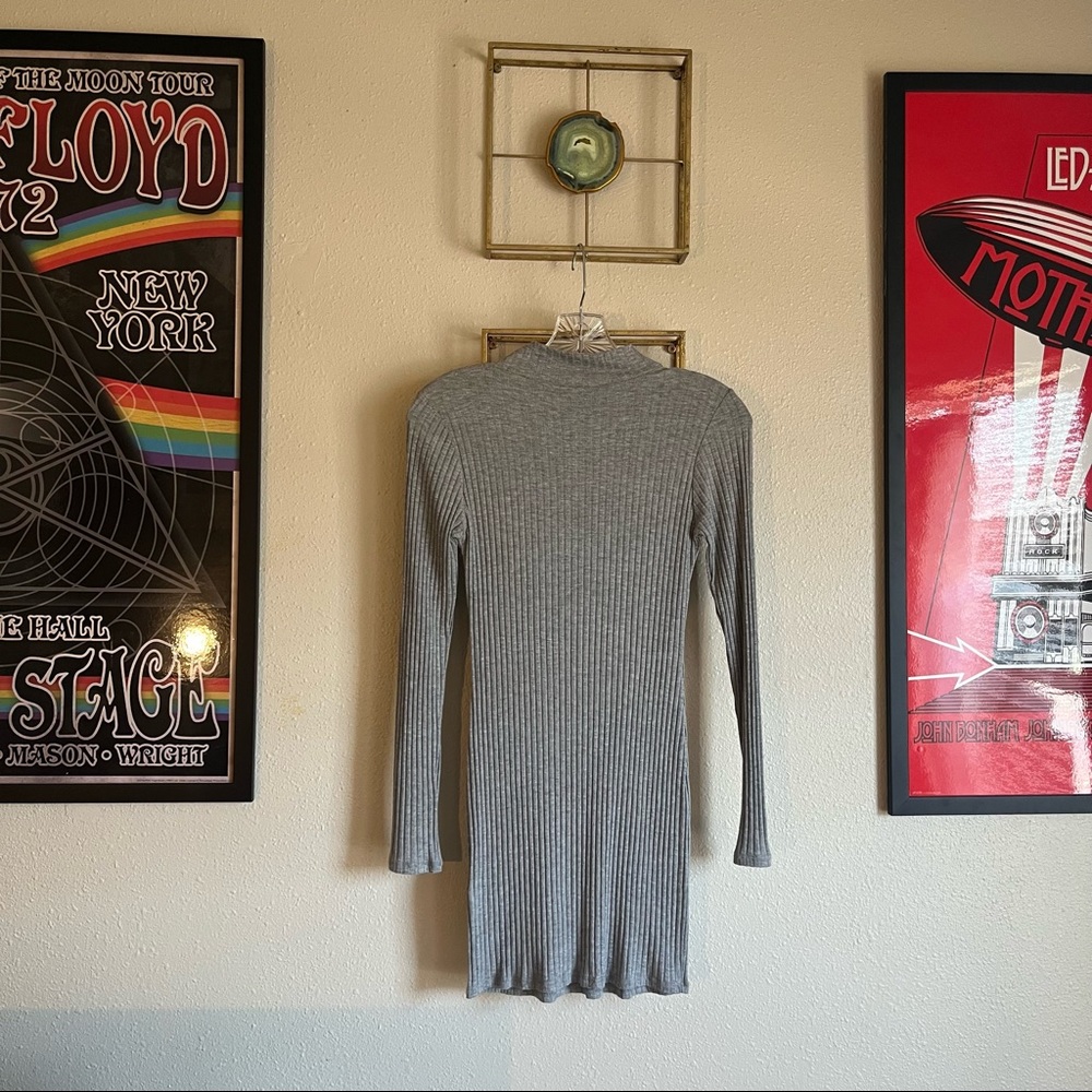 Grey Ribbed Dress - Picture 3 of 7